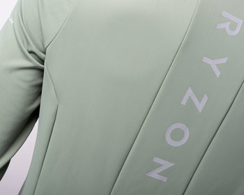 Lookbook Signature Thermal Bike Jacket - 1st Generation 8