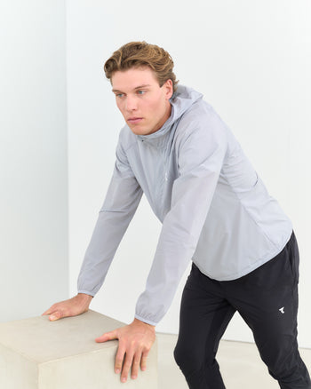 Lookbook Phantom Running Wind Jacket Men 17