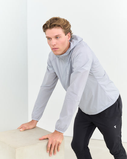 Lookbook Phantom Running Wind Jacket Men 37