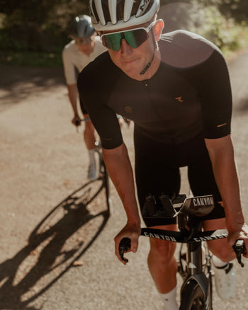 Lookbook Venom Cycling Bib Shorts Men 5