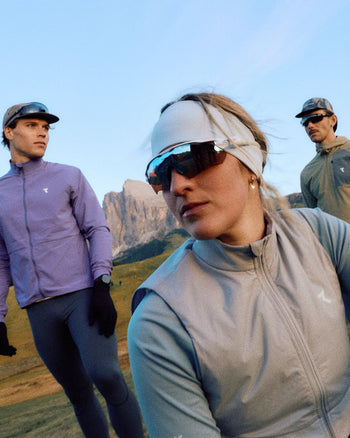 Lookbook Phantom Running Insulated Vest Women 9