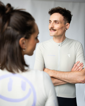 Lookbook So Schön Studio Cycling Jersey Men 12