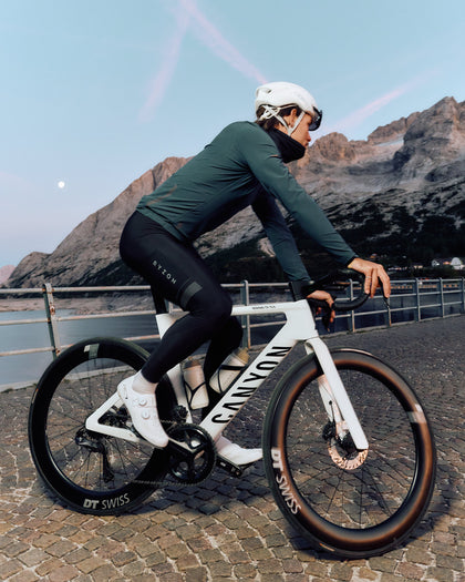 Lookbook Venom Cycling Thermal Jacket Men 27
