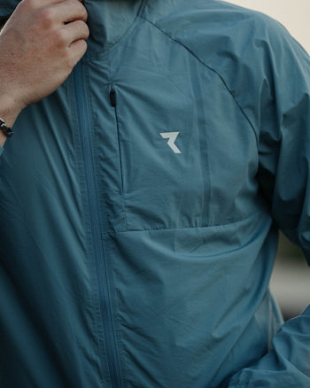 Lookbook Phantom Running Wind Jacket Men 16