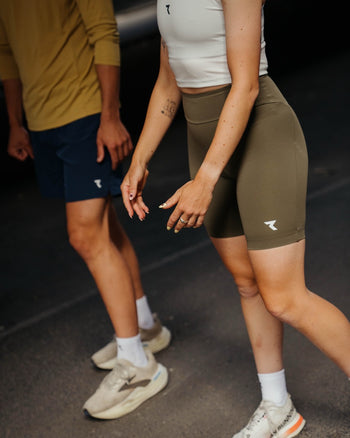 Lookbook Spectra Running Singlet Women 27