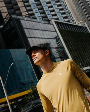 Lookbook Phantom Running Longsleeve T-Shirt Men 3