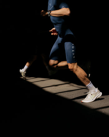 Lookbook Myth Triathlon Aero Sleeve Suit Men 26