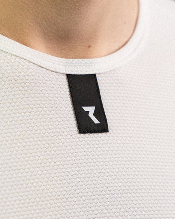 Lookbook Ritual Performance Baselayer Shirt 11