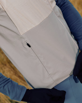 Lookbook Phantom Running Insulated Vest Women 11