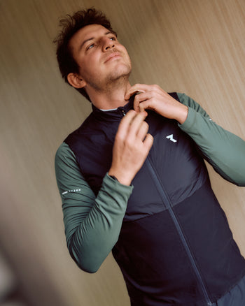 Lookbook Phantom Running Insulated Vest Men 20