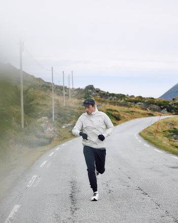 Lookbook Sonic Running Thermal Pants Men 27