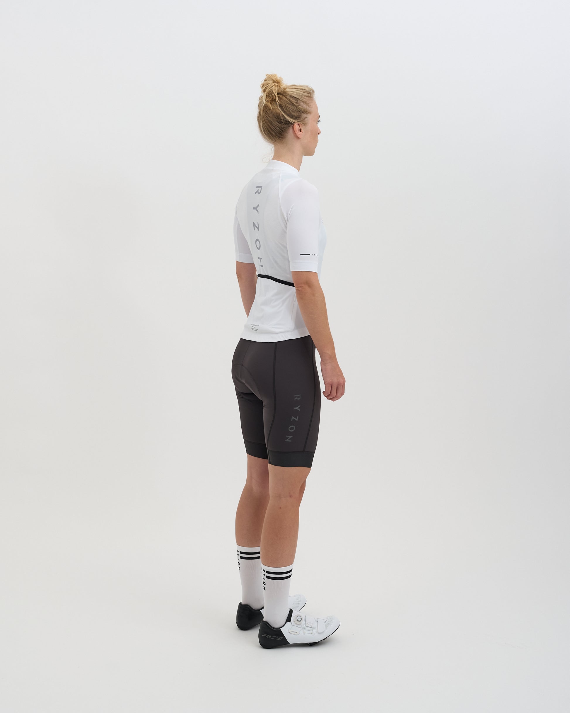 7104XXAW