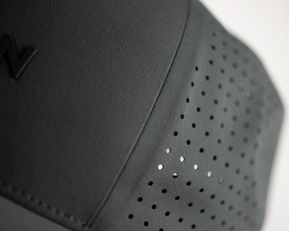 Lookbook Aura Seamless Tech Cap 5
