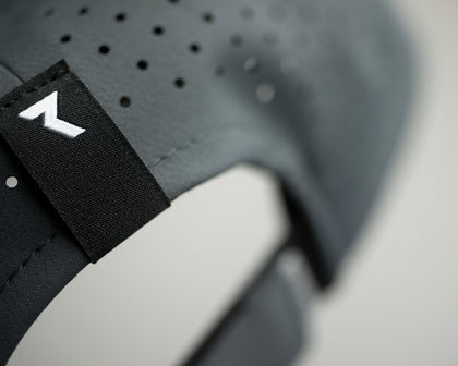 Lookbook Aura Seamless Tech Cap 3