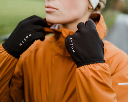 Lookbook Radius Running Gloves 3